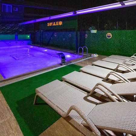 Hotel Smile Кобулеті Екстер'єр фото