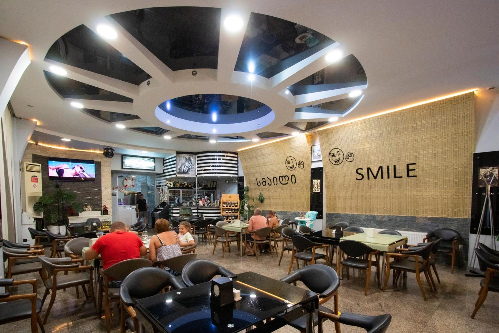 Hotel Smile Кобулеті Екстер'єр фото