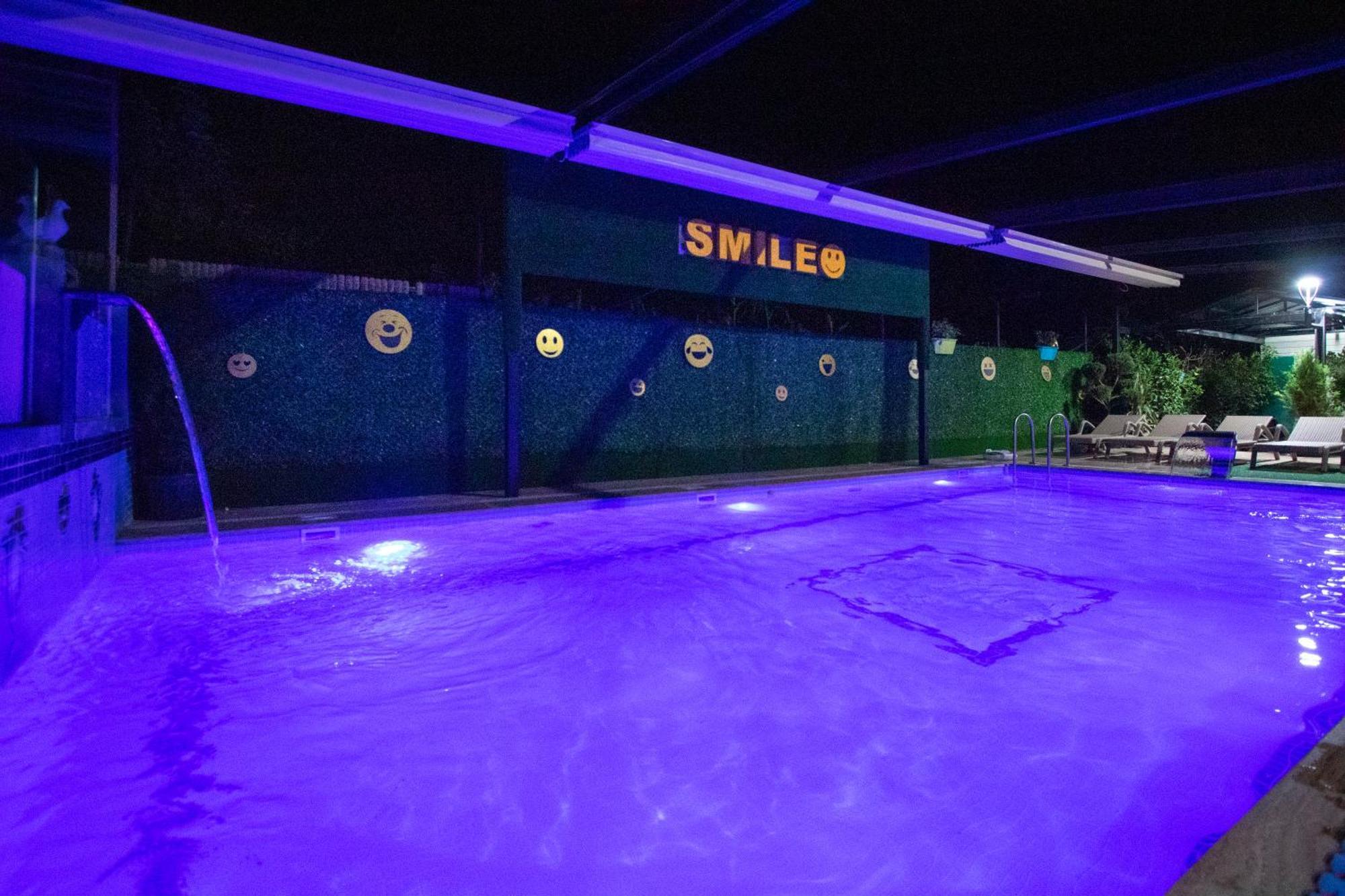 Hotel Smile Кобулеті Екстер'єр фото